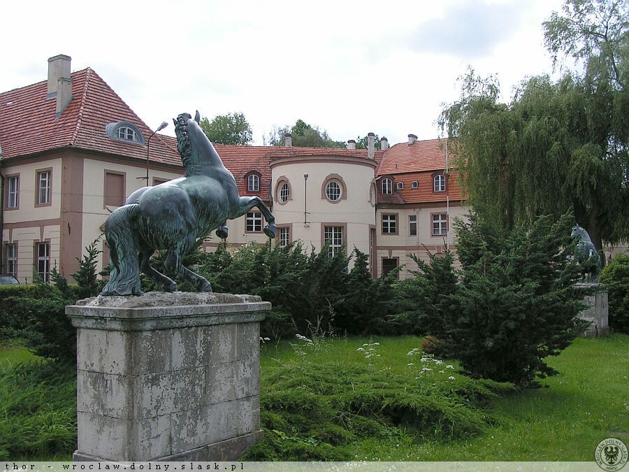 Technikum Leśne (d. pałac rodu Maltzan), ul. Kasztelańska, Milicz